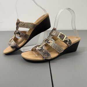 Vionic Radiant Sandals Women 6 (est) Wedge Snakeskin print adjustable Straps